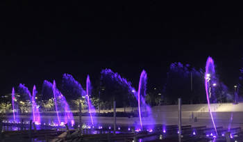Photo showing a fountain show
